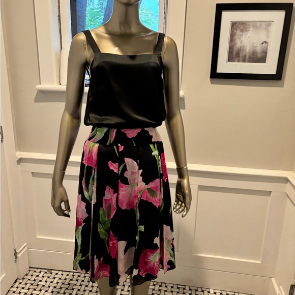 Carmen Marc Valvo 100% Silk Elegant Layered Flowy Black Top Floral Skirt 8 30” - Picture 2 of 16